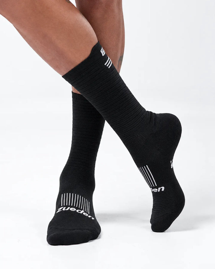 Medias de Ciclismo Endure Line 180 KM Negro