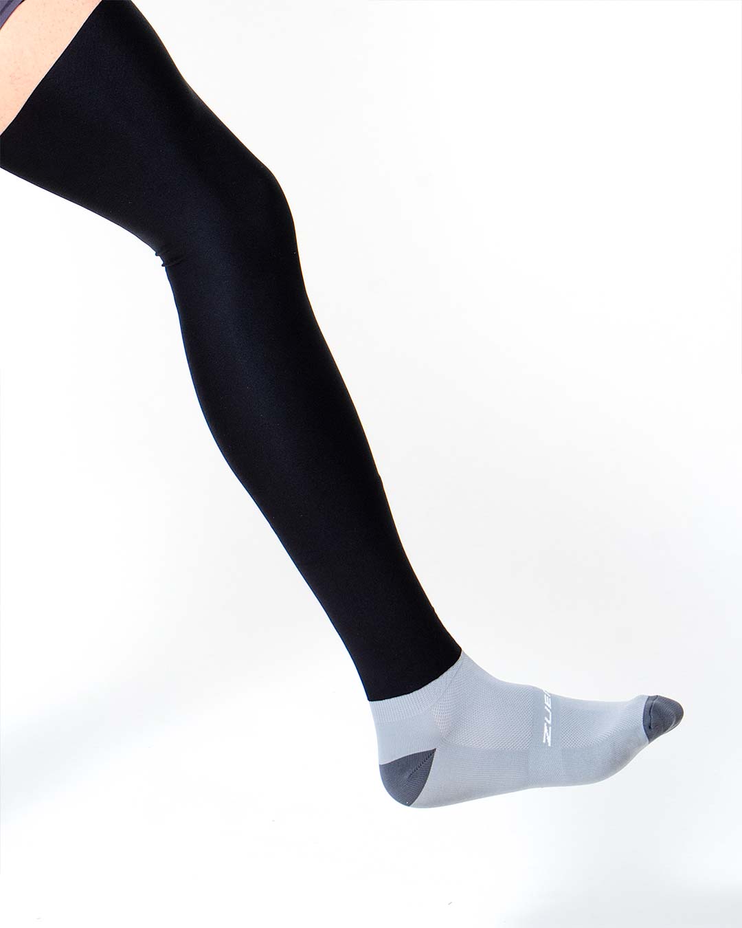 Black Lycra leg 