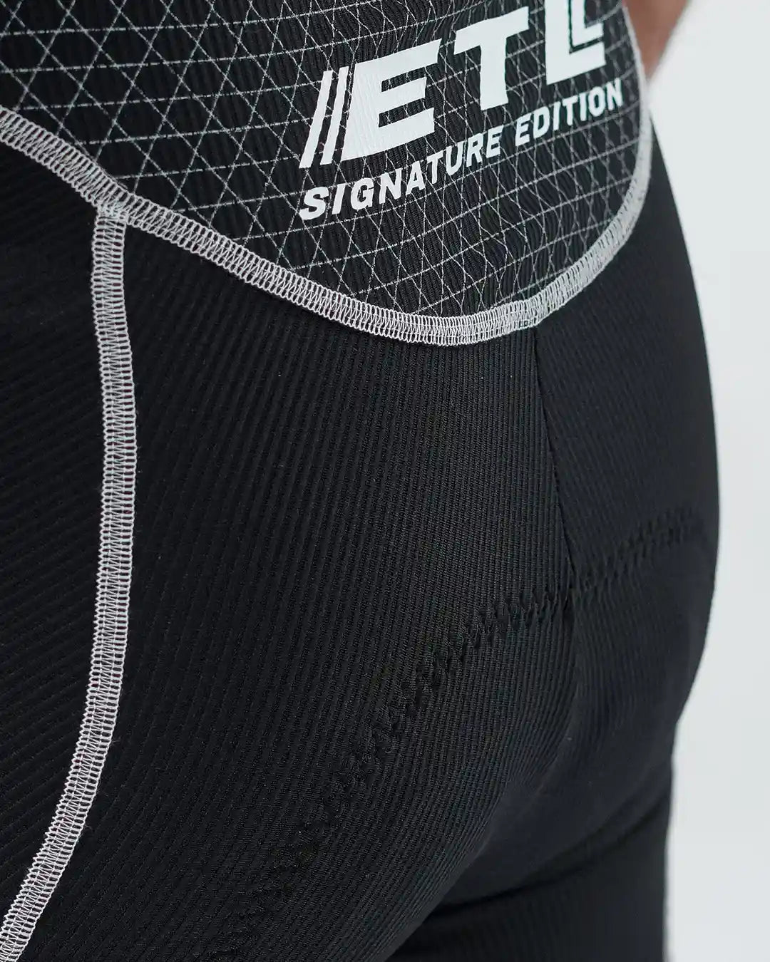 Pantaloneta Eternal signature Graphite Hombre